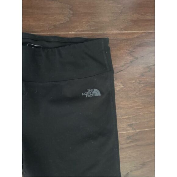 The North Face Black Crop Leggings Bunched Bottom Medium - Picture 3 of 5
